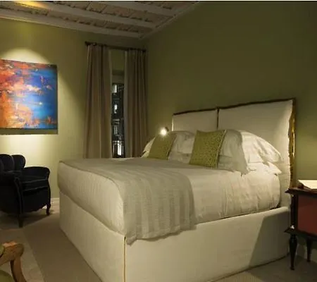 Palazzo Caruso 4*