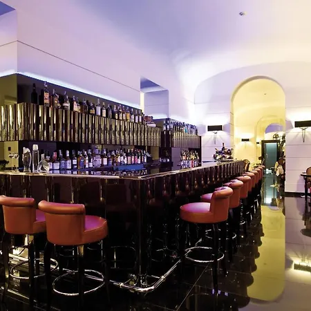 Grand Via Veneto 5*