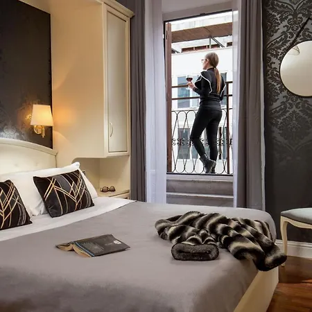 Guest house Domus Ludovisi - Daplace Collection 3*