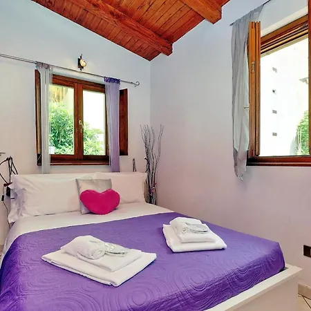 Luxury Domus Appartamento Roma