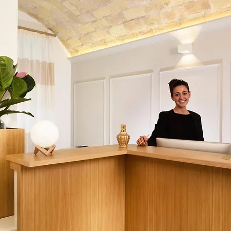 Magica Luna Boutique - 3* Roma