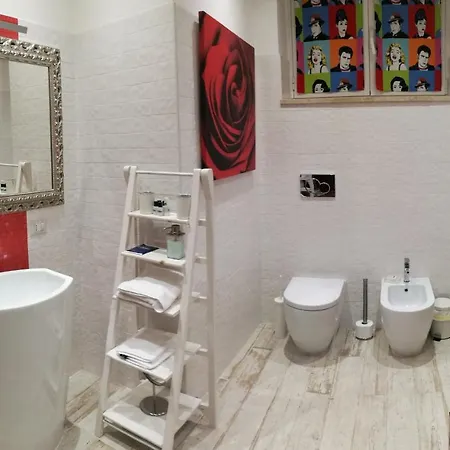 Two Chic 3* Rome