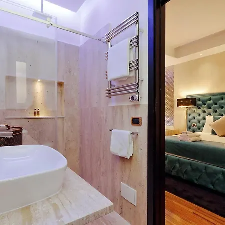 Spanish Hills Collection Luxury & Jacuzzi Guest house 4*
