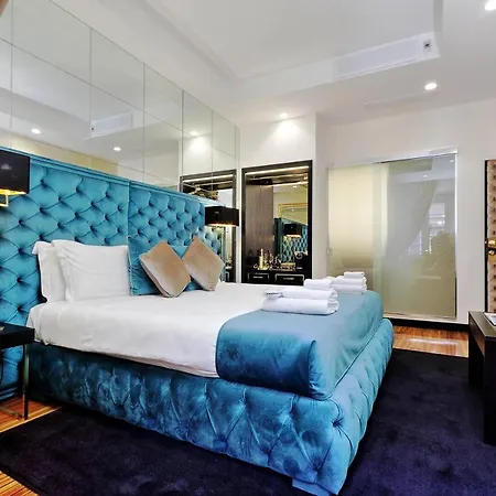 Spanish Hills Collection Luxury & Jacuzzi Rome