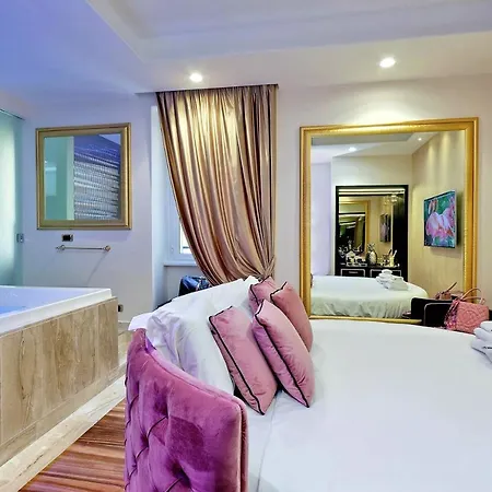 Spanish Hills Collection Luxury & Jacuzzi 4* Rome