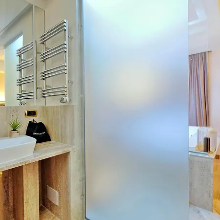 Spanish Hills Collection Luxury & Jacuzzi Guest house Rome
