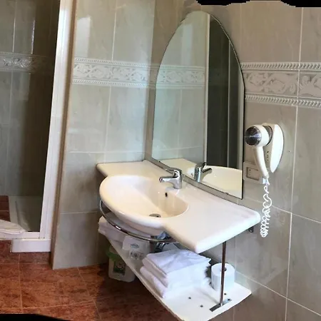 Hotel Quadrifoglio By Mancini Roma