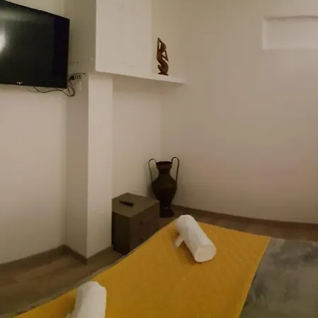 Bed & Breakfast A Casa Di Leo Roma
