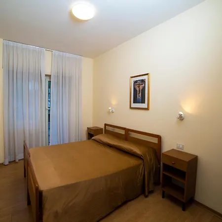 Casa Per Ferie Pio Viii Hotel *