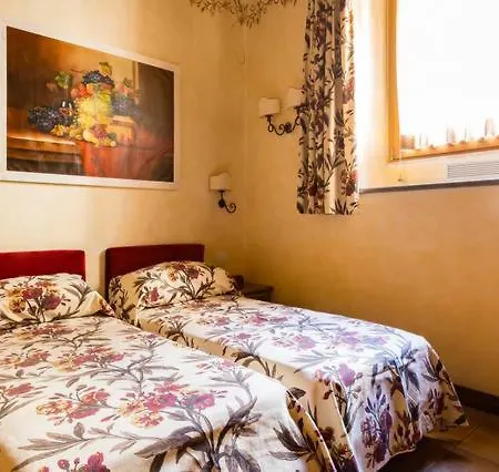 Residenza San Calisto Hotel 3*