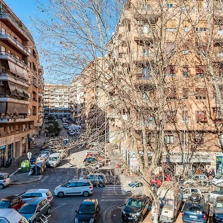 Appartement Angelo Emo 69 Rome