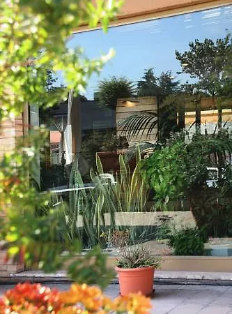 Derby Hotel 3*