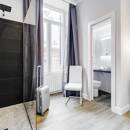 Opera Private By Premium Collection Guest house