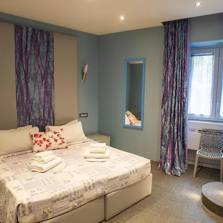 Gracchi Guest house 2*