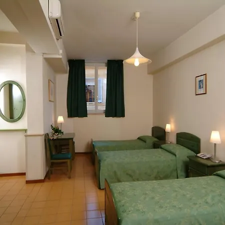 Vendégház Casa Di Santa Francesca Romana A Ponte Rotto Róma