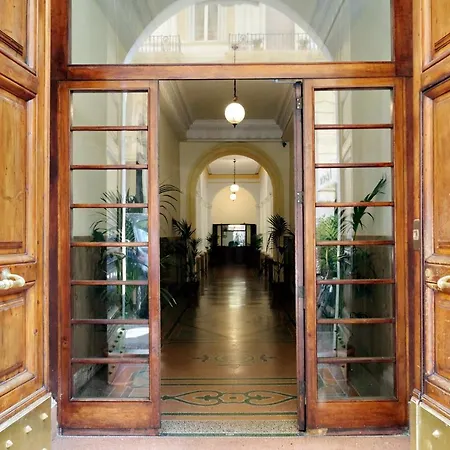 Spanish Hills Collection Luxury & Jacuzzi Guest house Rome