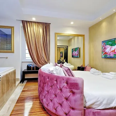 Guest house Spanish Hills Collection Luxury & Jacuzzi