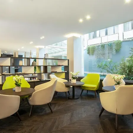 Mercure West Hotel