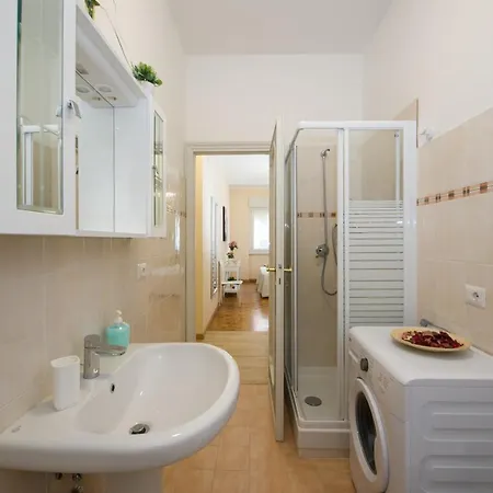 Apartment Gregory House