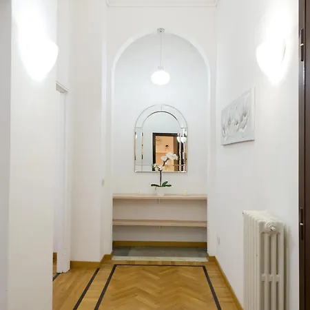 Apartment Gregory House *