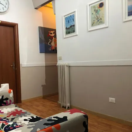 Freedom Traveller Hostel Roma