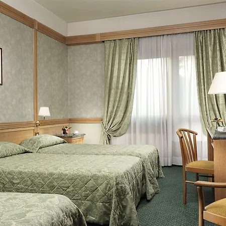 Beverly Hills Hotel Roma