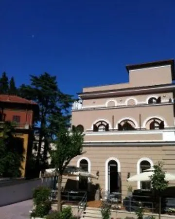 Pirandello 3*