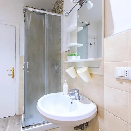 Cinema House 3* Rome