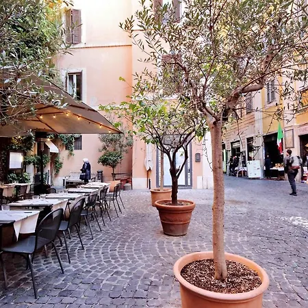 Lavatore Rome