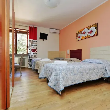 Antico Platano Bed & Breakfast 2*