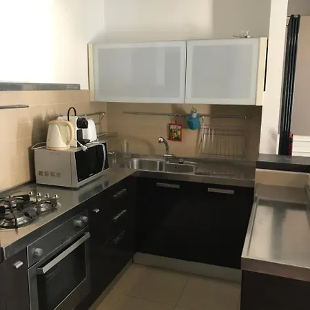 Dimora Frattina Bed & Breakfast Rome