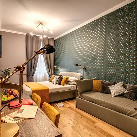Tree Charme Parliament Boutique רומא