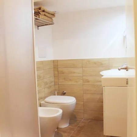 Inner House Apartment