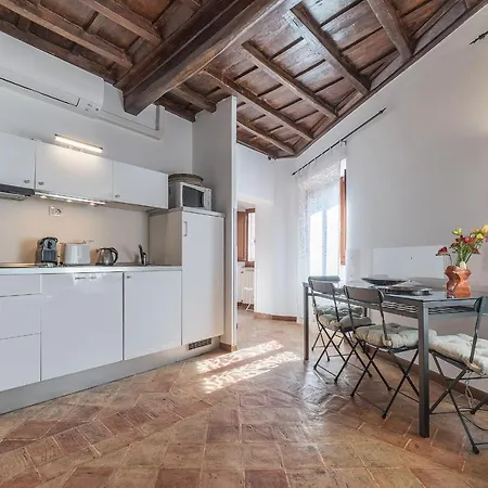 Black White Apartment *