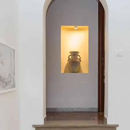 Atheneum By In Apartamento Roma