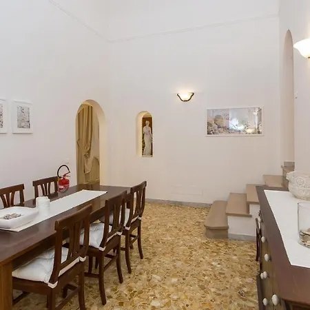 Apartamento Atheneum By In *