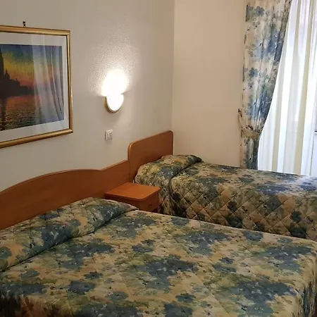 Tirreno Otel Roma