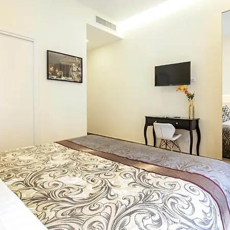 Quiriti Vatican Relais Rome