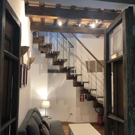 Giuturna Boutique