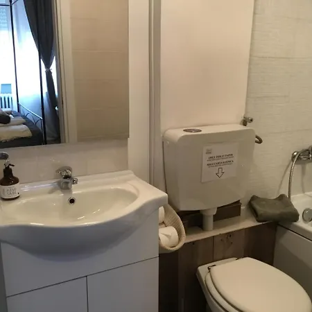 Le Fate Bed & Breakfast 2*