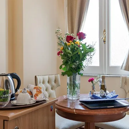 Vatican Domus Luxury Guest house
