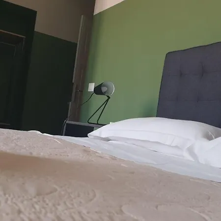 Lumiere Bed & Breakfast 2*