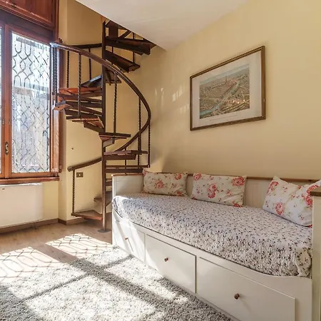 Apartament Marignoli Charming Flat