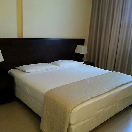 Ih La Mela Hotel