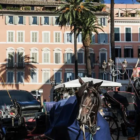 Piazza Di Spagna 9 Luxury And Art Gallery Rome
