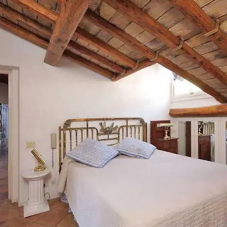 Gambero Apartment *