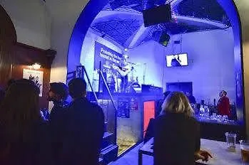 The Yellow - Hotel