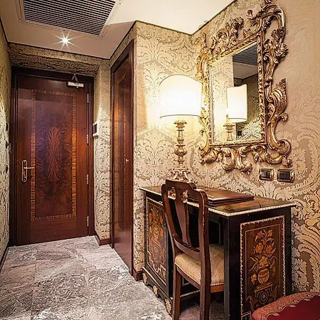 Des Epoques Hotel Rome