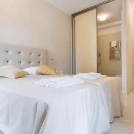 Let's Go To Bed & Breakfast 3*