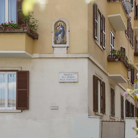 Bed & Breakfast Domus Manlii